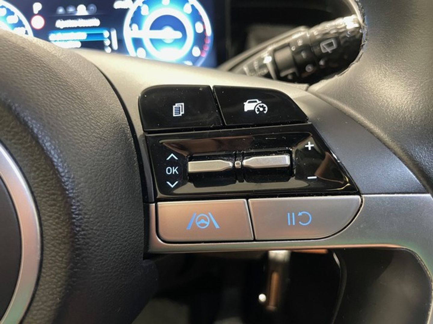 Hyundai Tucson 1.6 CRDI 48V Maxx Sky DCT 100 kW (136 CV)