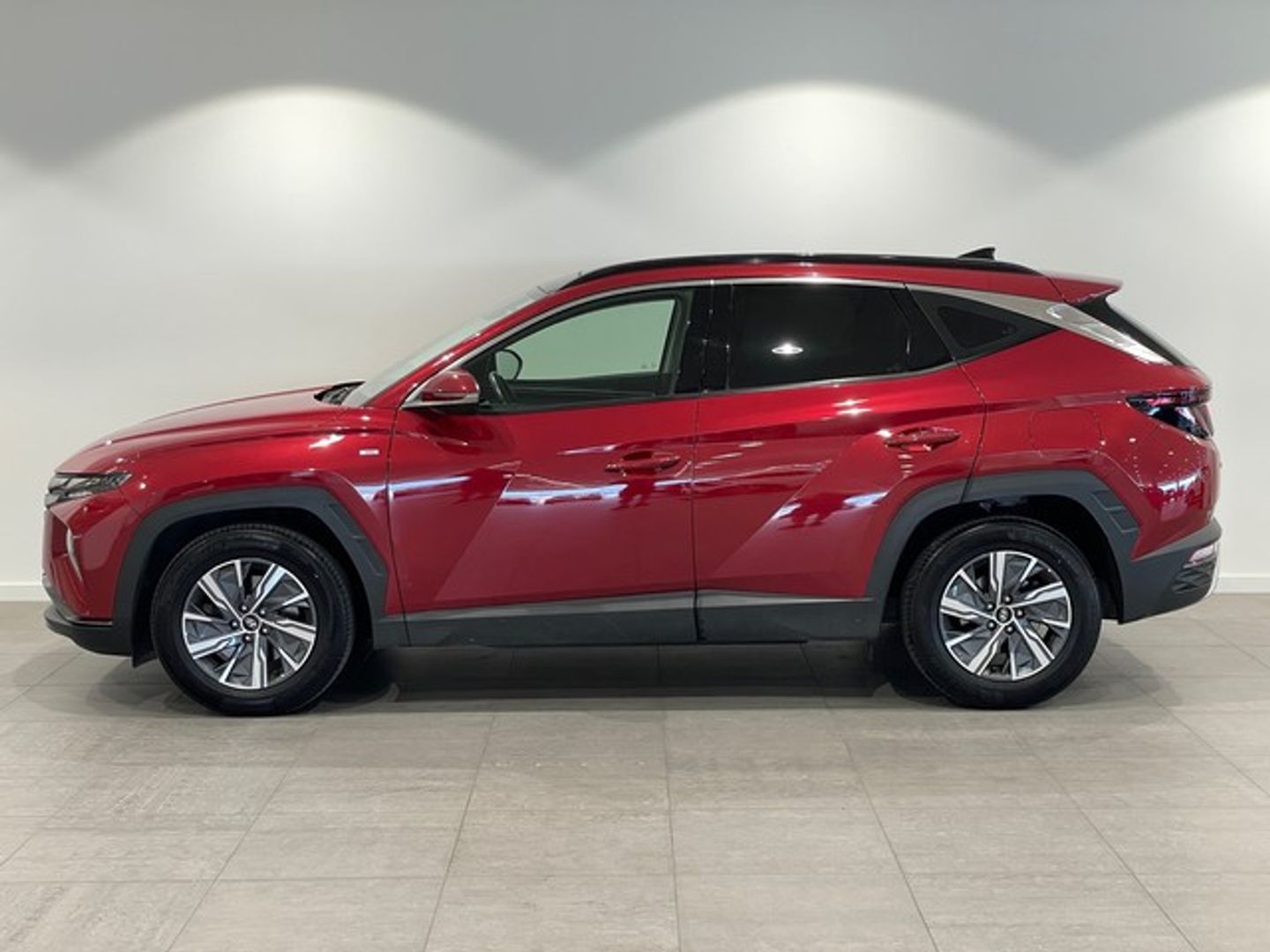 Hyundai Tucson 1.6 CRDI 48V Maxx Sky DCT 100 kW (136 CV)