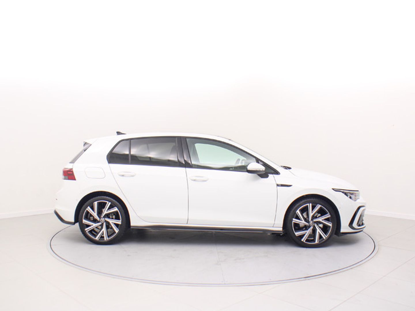 Volkswagen Golf R-Line 1.5 eTSI 110 kW (150 CV) DSG