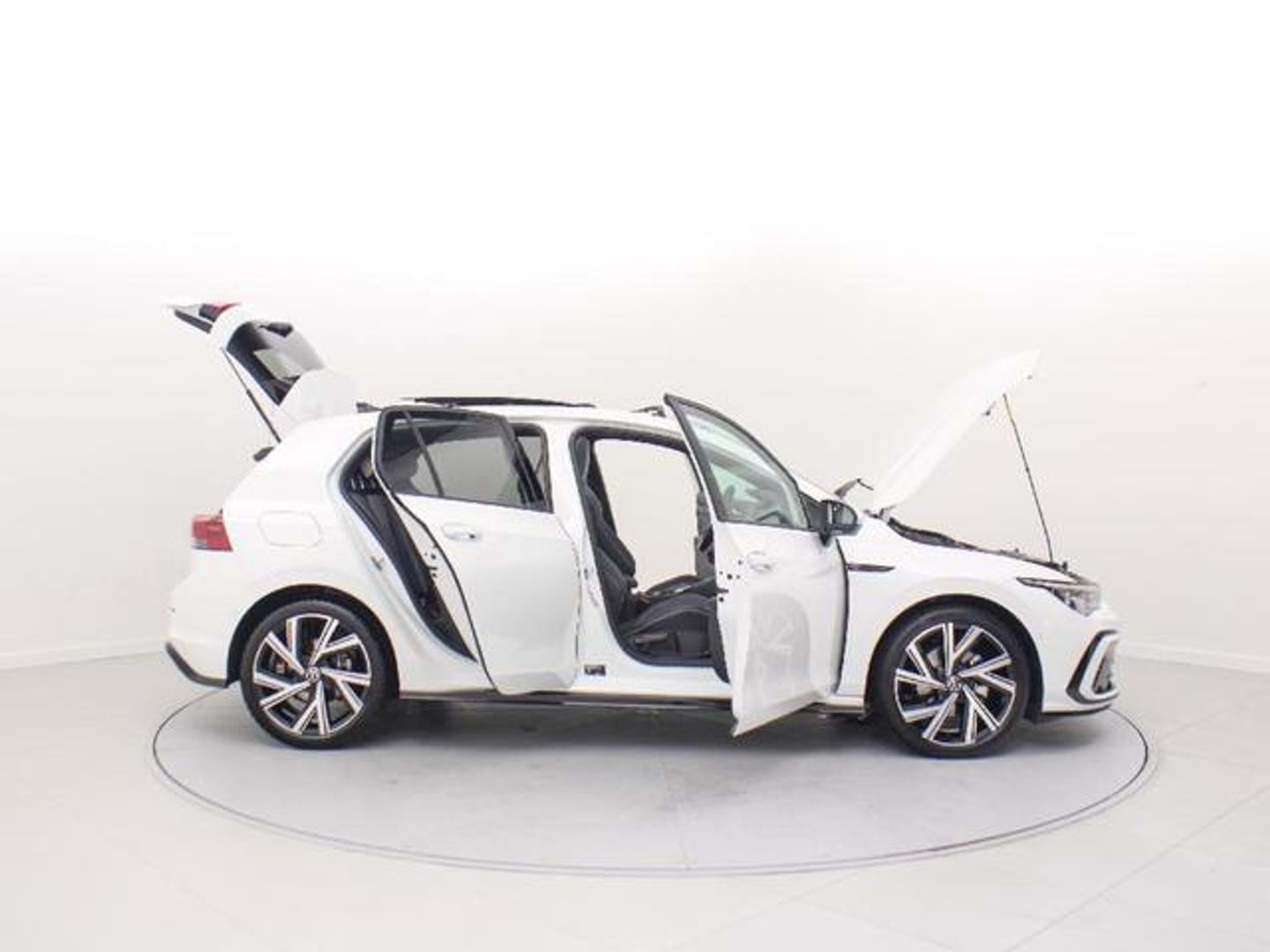 Volkswagen Golf R-Line 1.5 eTSI 110 kW (150 CV) DSG