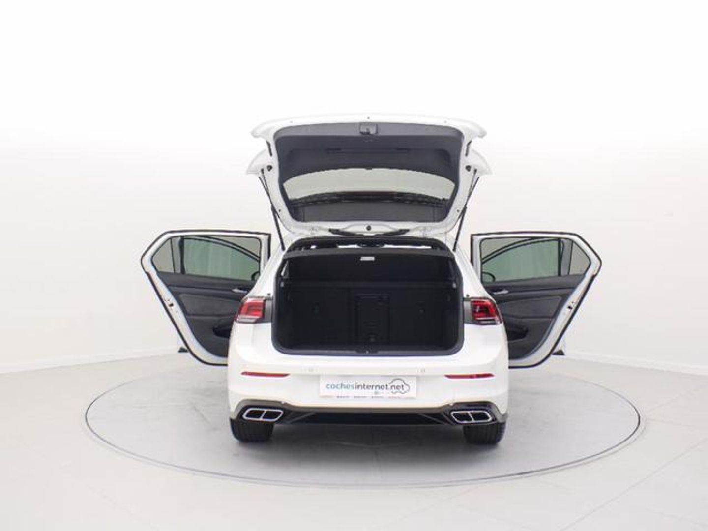Volkswagen Golf R-Line 1.5 eTSI 110 kW (150 CV) DSG