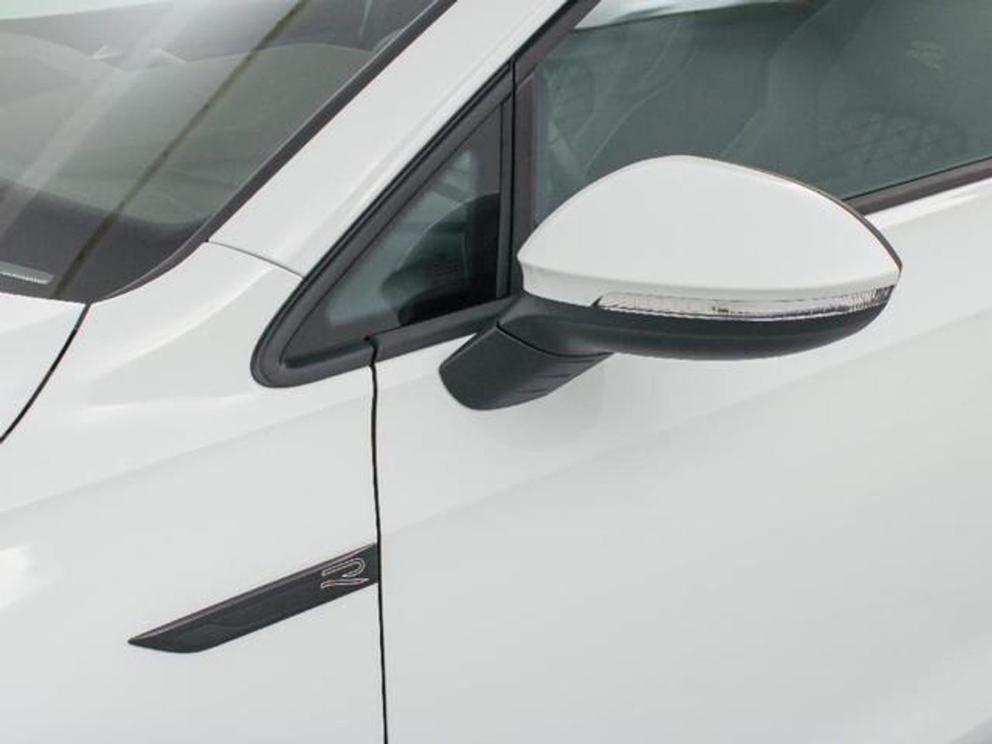 Volkswagen Golf R-Line 1.5 eTSI 110 kW (150 CV) DSG