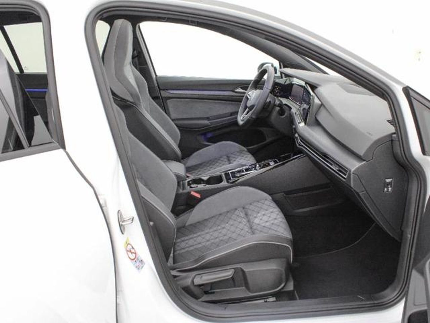 Volkswagen Golf R-Line 1.5 eTSI 110 kW (150 CV) DSG