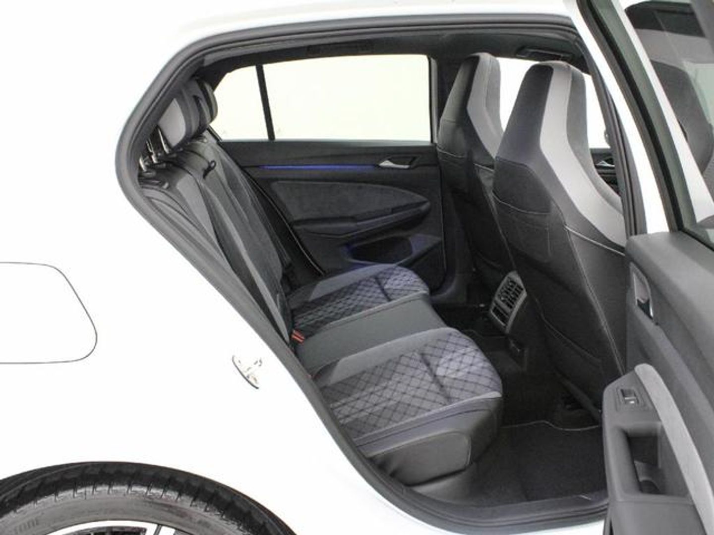 Volkswagen Golf R-Line 1.5 eTSI 110 kW (150 CV) DSG