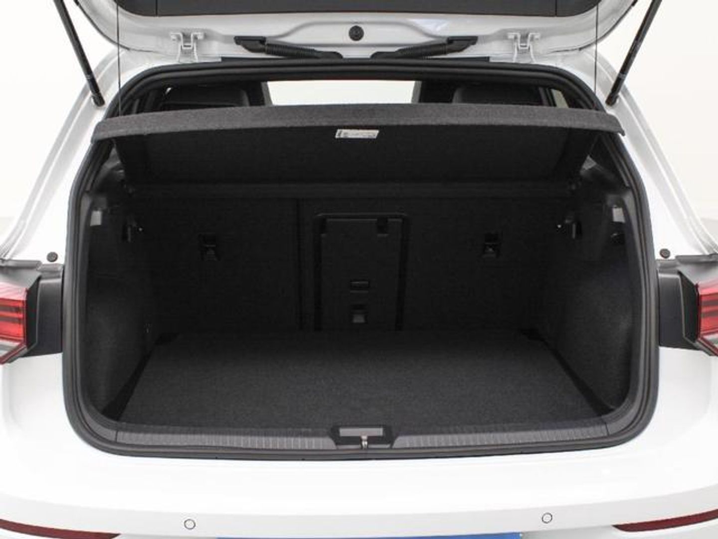 Volkswagen Golf R-Line 1.5 eTSI 110 kW (150 CV) DSG