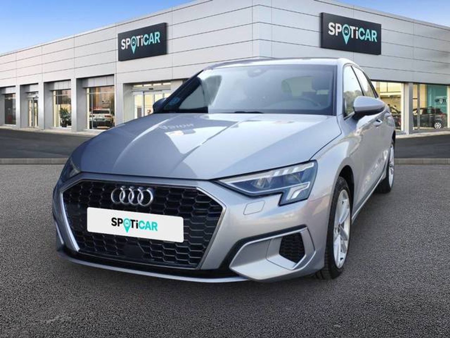 Audi A3 Sportback Advanced 30 TFSI 81 kW (110 CV) Gris Plata Compact