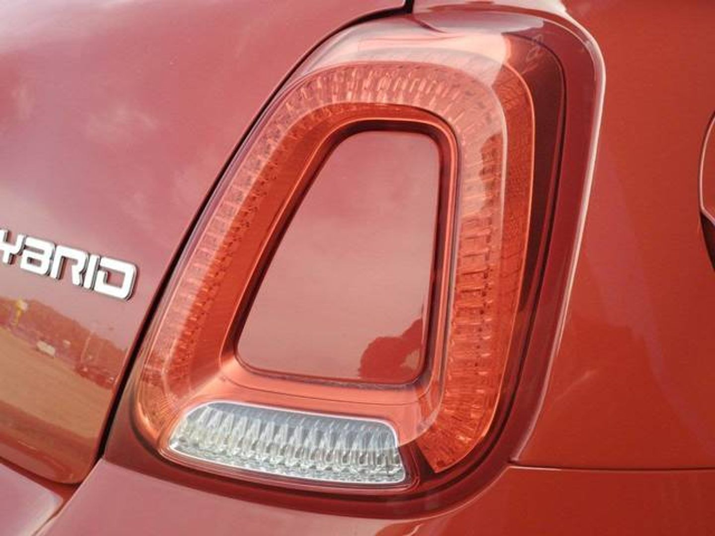 Fiat 500 1.0 Hybrid Dolcevita 51 kW (70 CV)