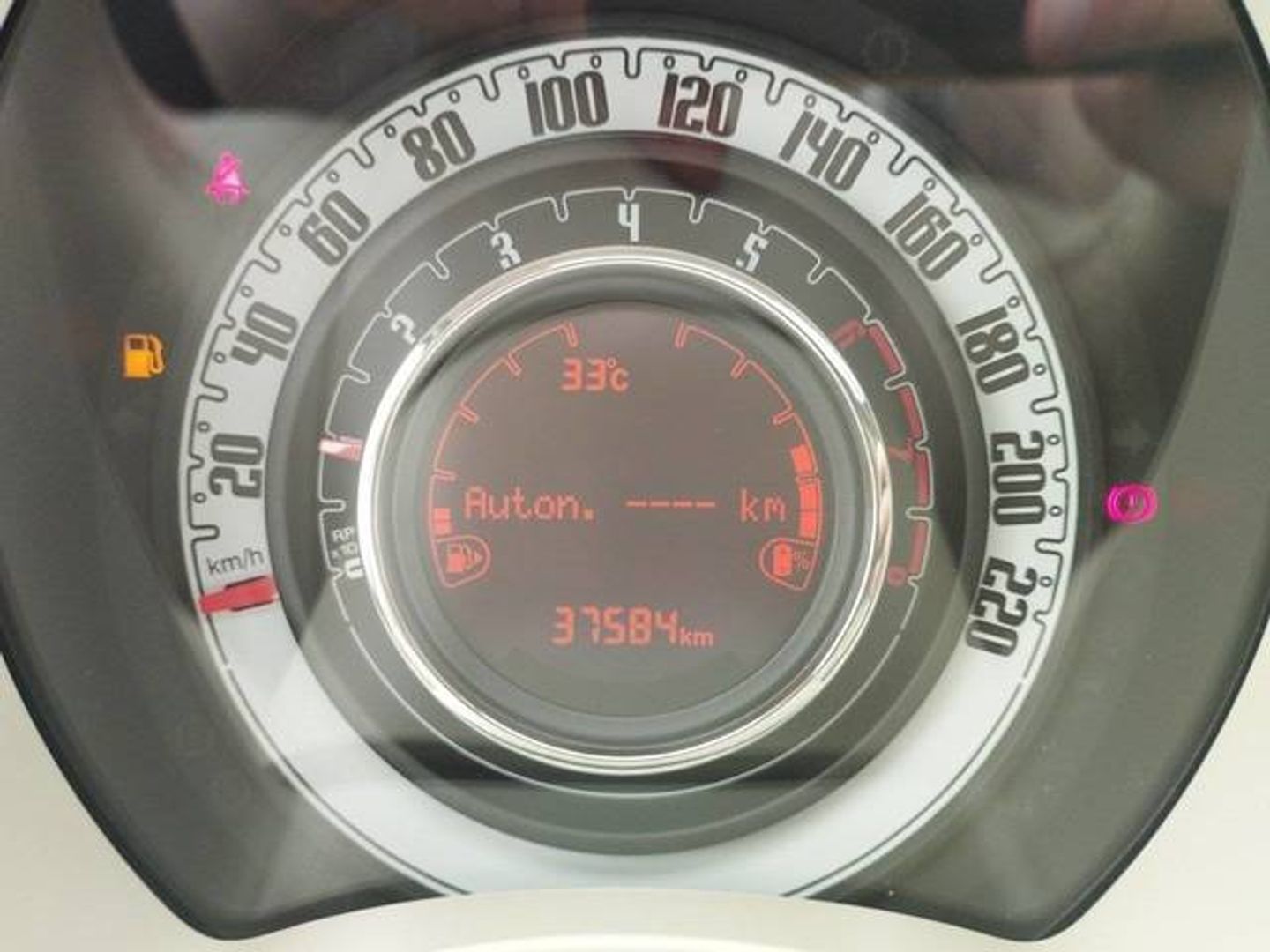Fiat 500 1.0 Hybrid Dolcevita 51 kW (70 CV)