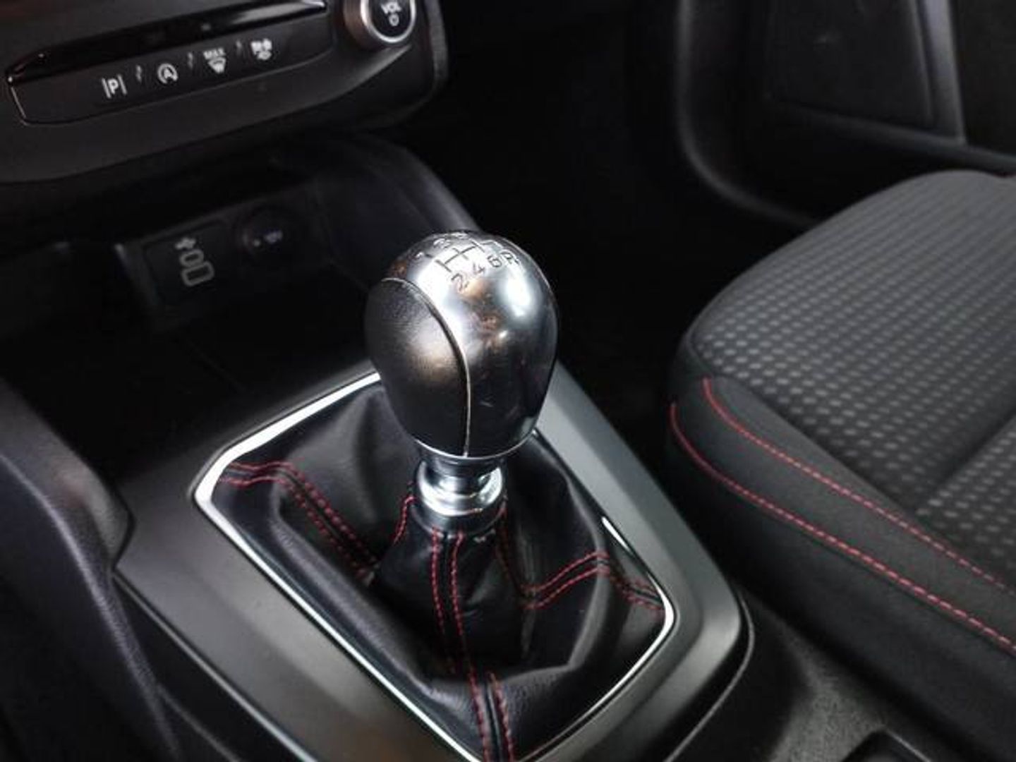 Ford Focus 1.0 Ecoboost MHEV ST-Line 114 kW (155 CV)