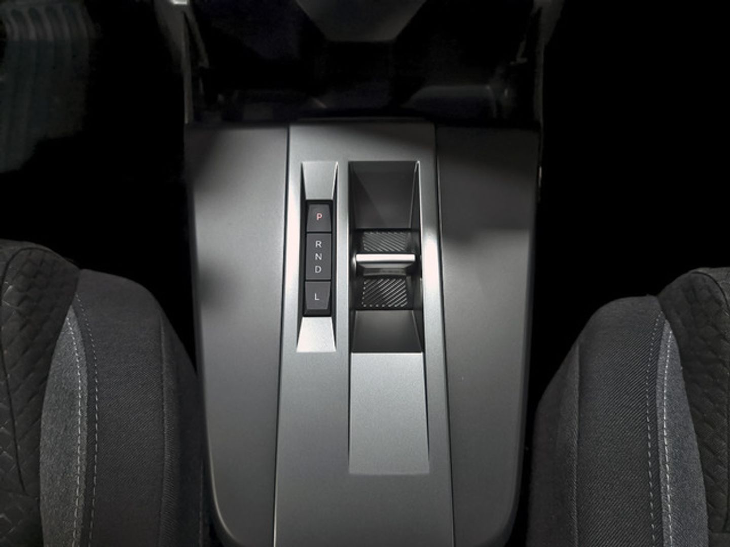 Opel Frontera 1.2T XHT Hybrid eDCT6 GS 100 kW (136 CV)