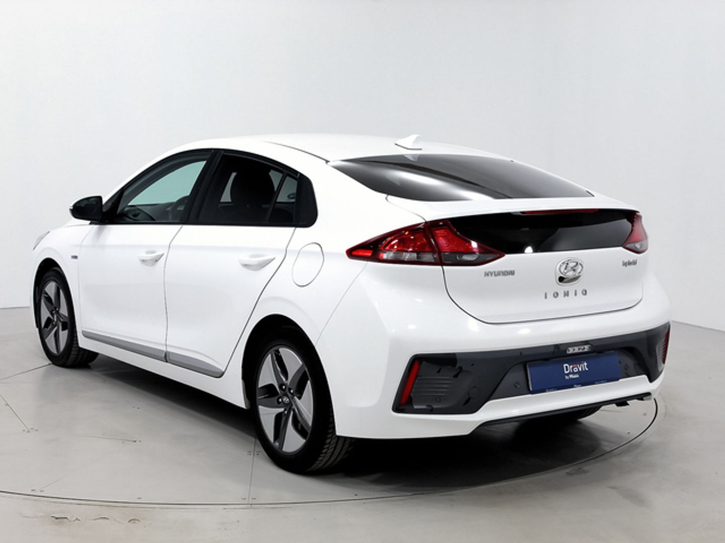 Hyundai Ioniq 1.6 GDI HEV Klass DCT 104 kW (141 CV)