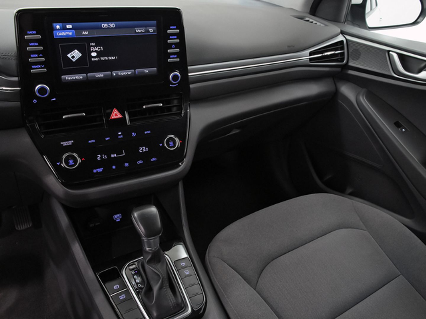Hyundai Ioniq 1.6 GDI HEV Klass DCT 104 kW (141 CV)