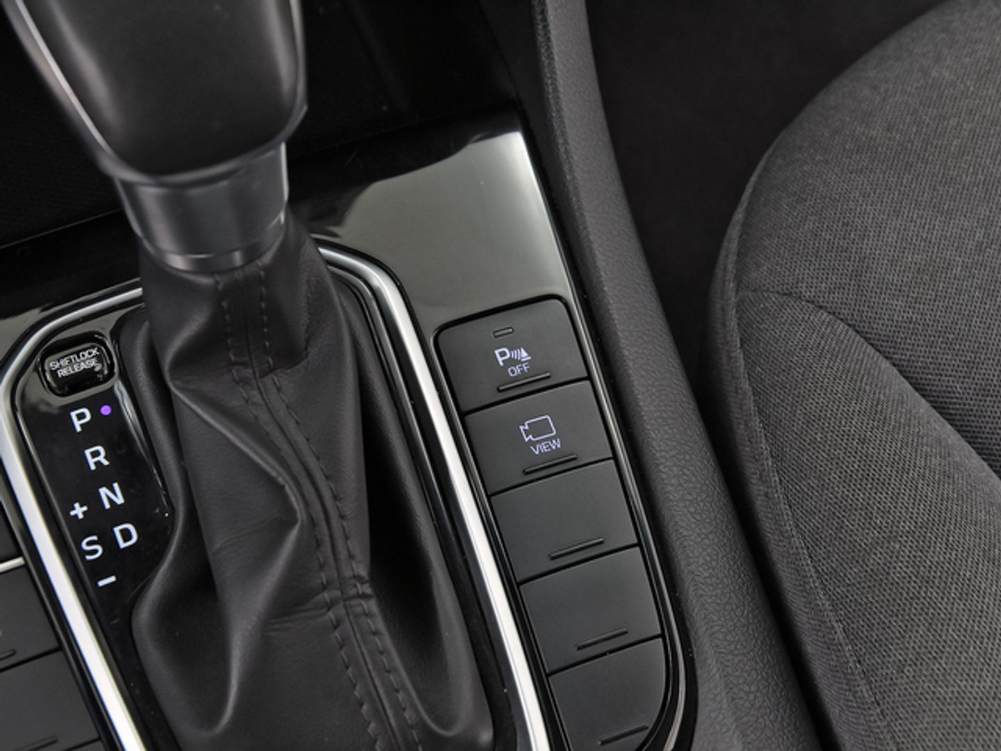 Hyundai Ioniq 1.6 GDI HEV Klass DCT 104 kW (141 CV)
