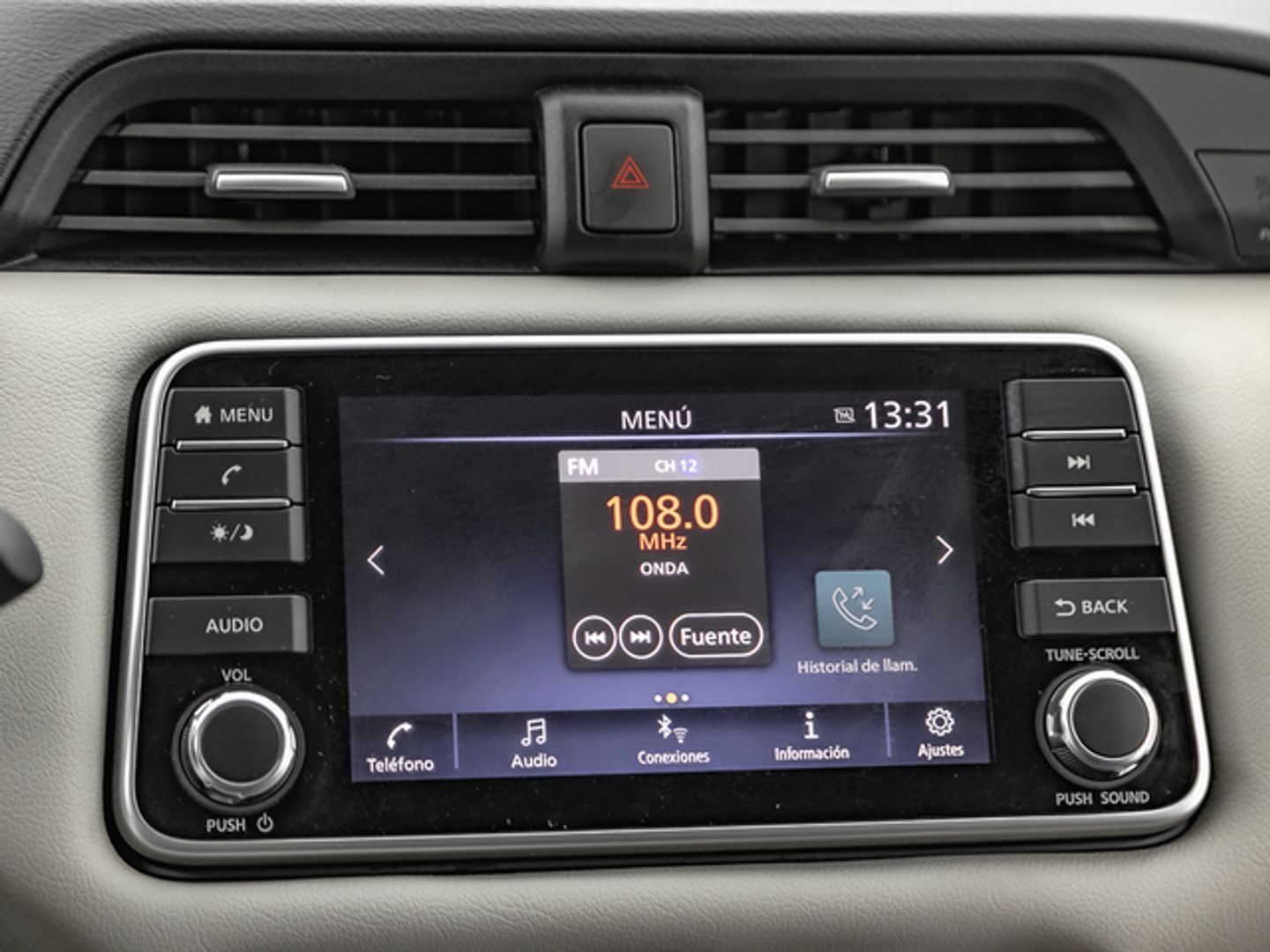Nissan Micra IG-T 100 Acenta 74 kW (100 CV)