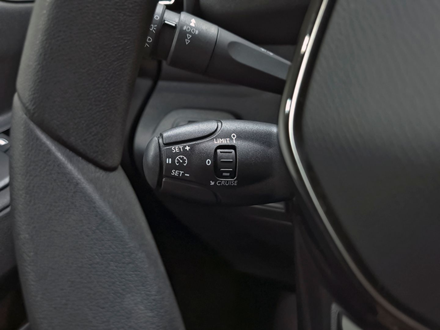 Peugeot Partner Furgon BlueHDi 100 Standard 600kg 75 kW (102 CV)