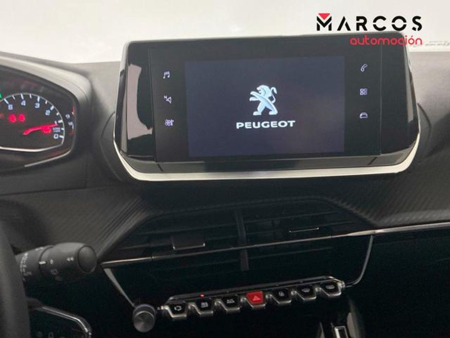 Peugeot 2008 PureTech 130 S&S Allure 96 kW (130 CV)