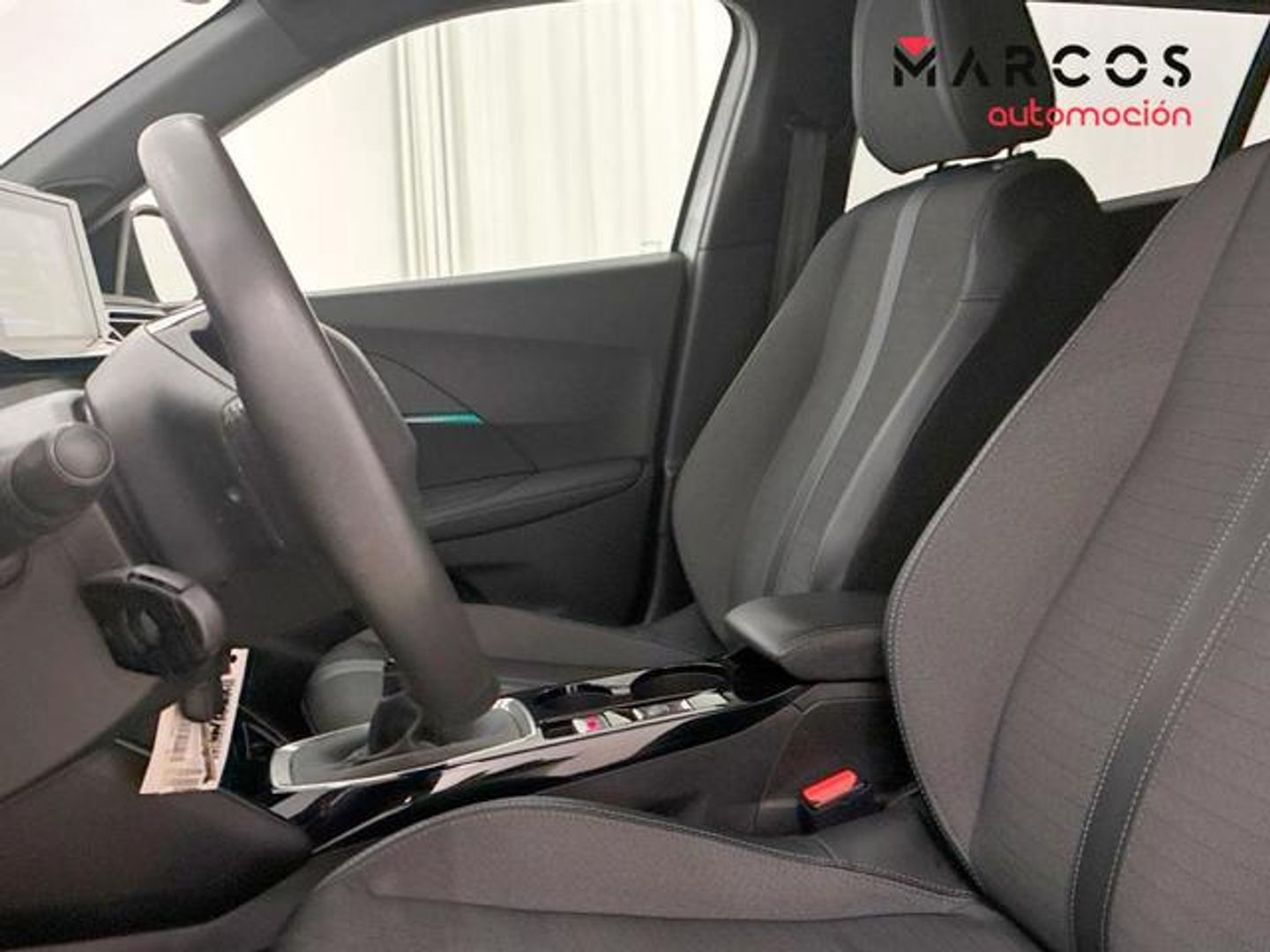 Peugeot 2008 PureTech 130 S&S Allure 96 kW (130 CV)