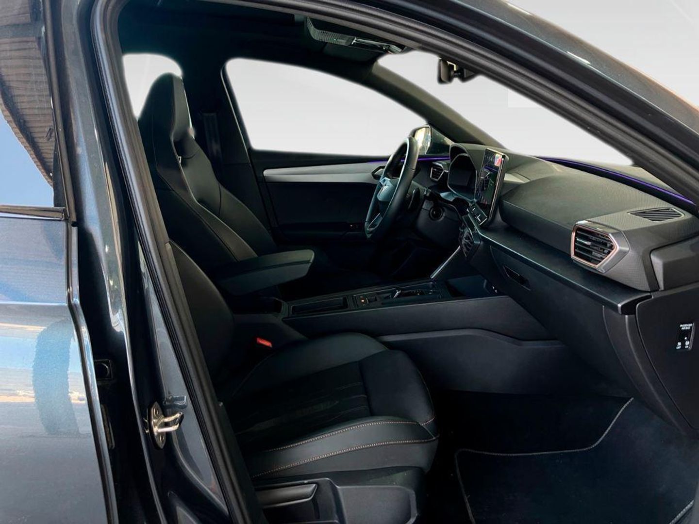 CUPRA León 2.0 TSI VZ DSG 221 kW (300 CV)
