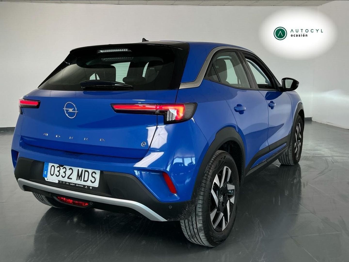 Opel Mokka-e BEV 50kWh Business Elegance-e 100 kW (136 CV)