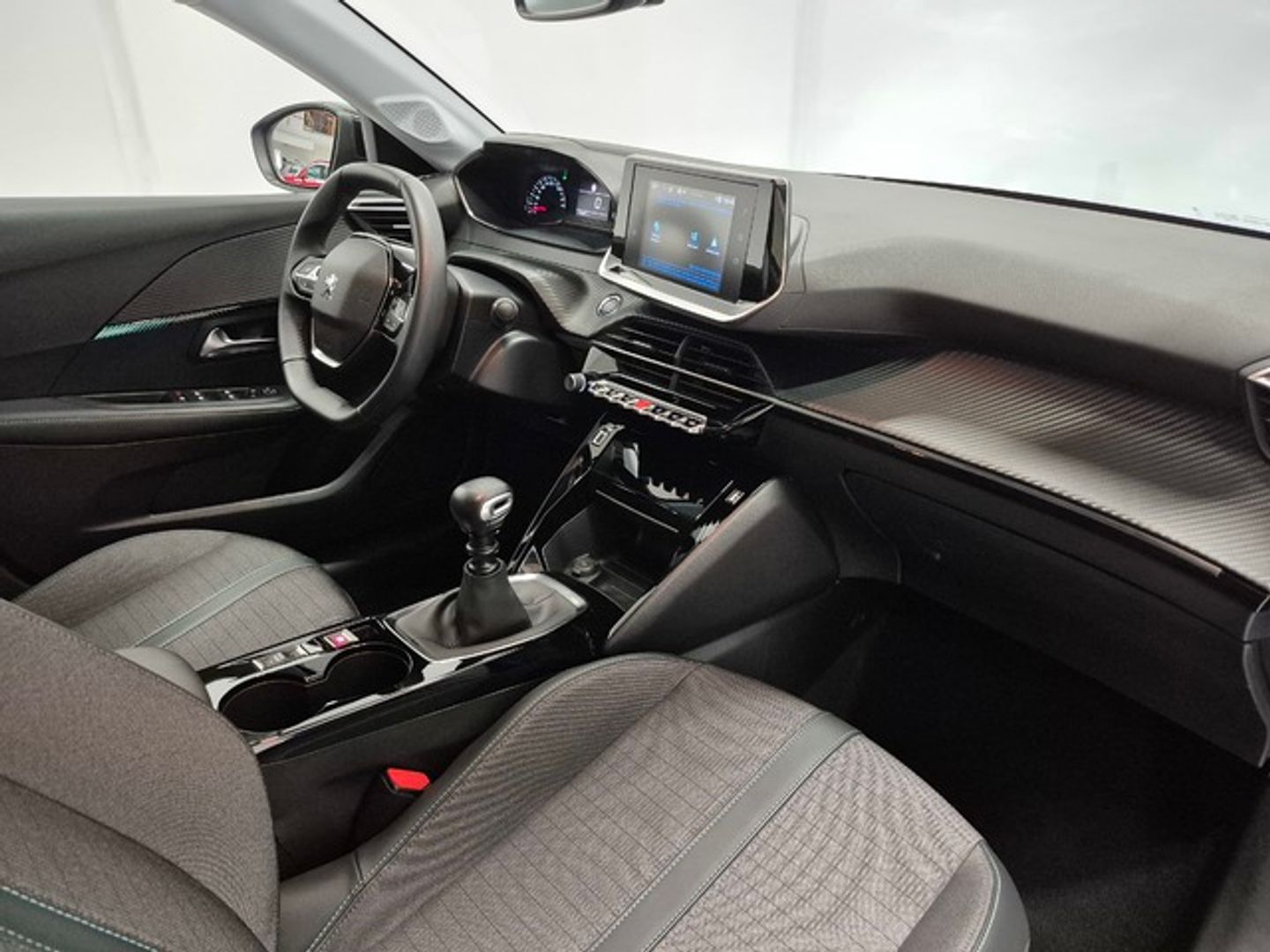 Peugeot 208 PureTech 100 Allure 75 kW (100 CV)