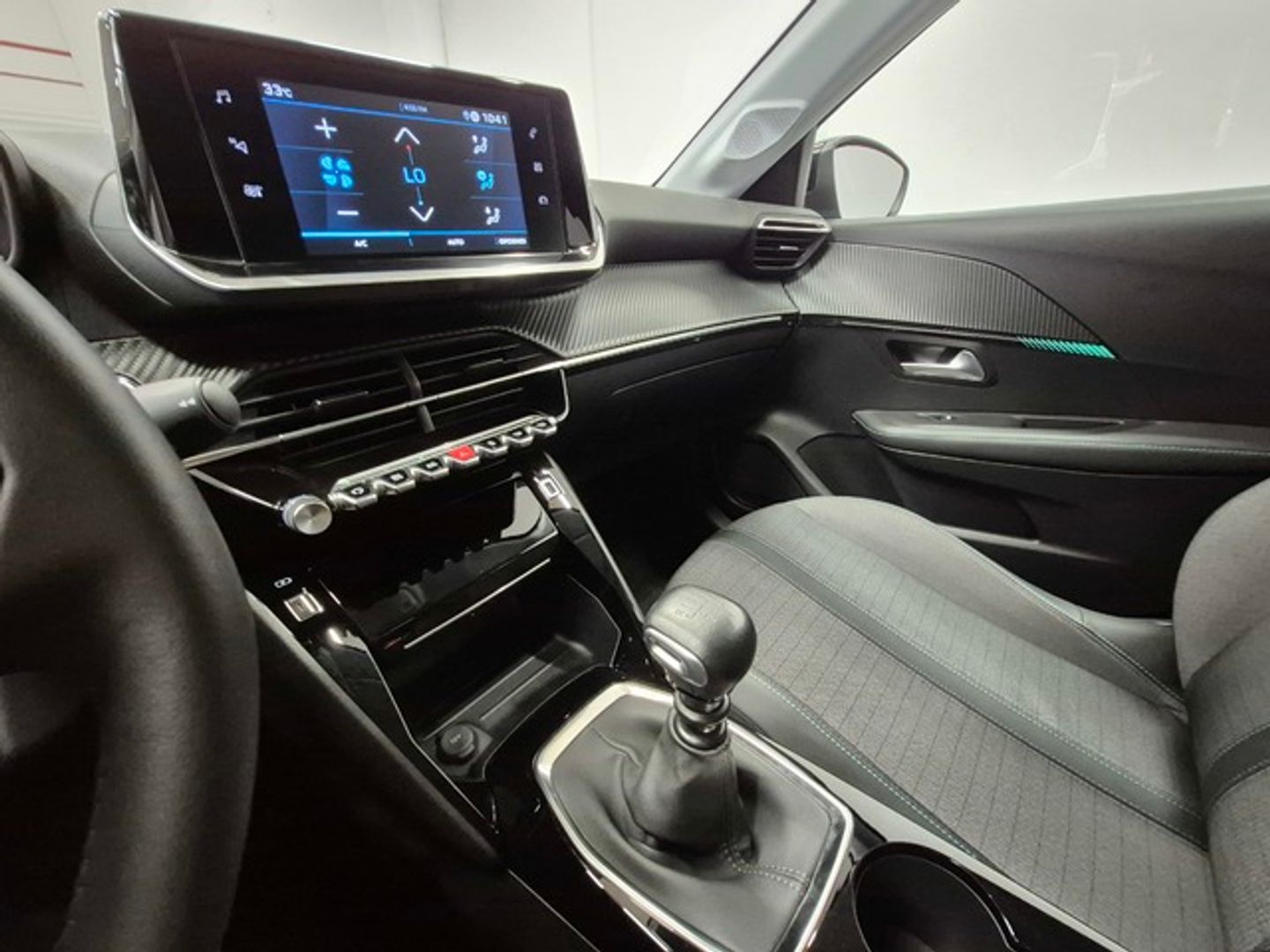 Peugeot 208 PureTech 100 Allure 75 kW (100 CV)