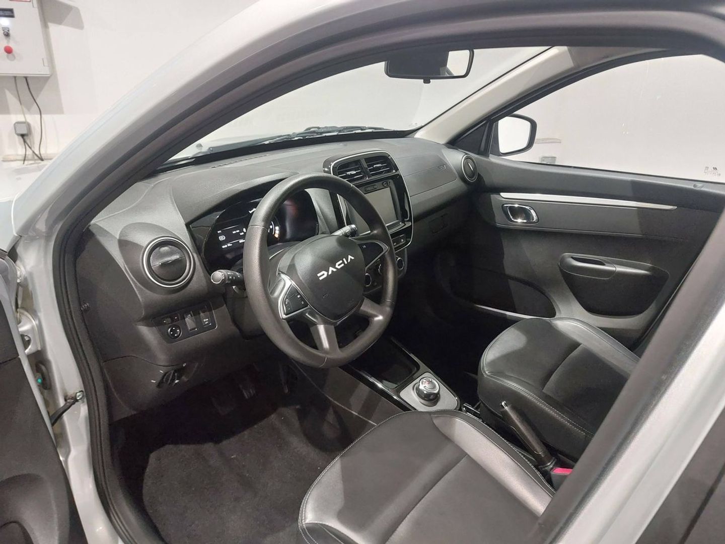 Dacia Spring Expression Electric 33 kW (45 CV)