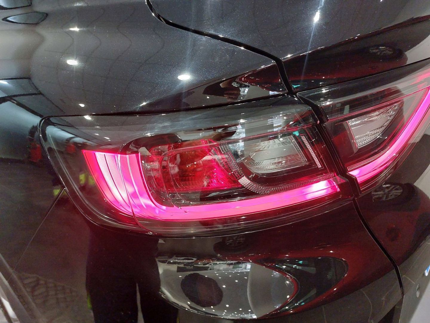Renault Arkana Evolution TCe mild hybrid 103 kW (140 CV) EDC