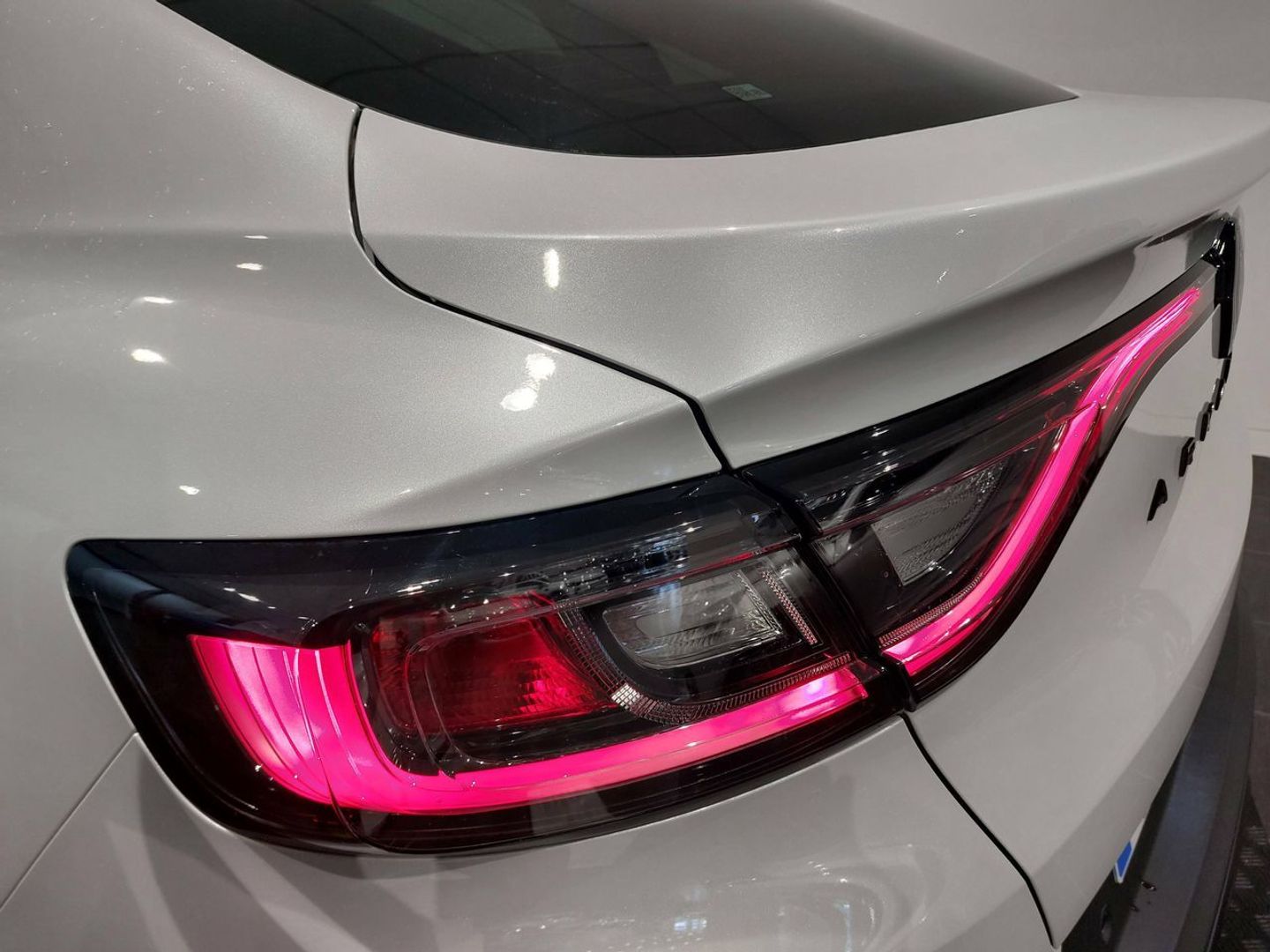 Renault Arkana Esprit Alpine E-TECH Híbrido 107 kW (145 CV)