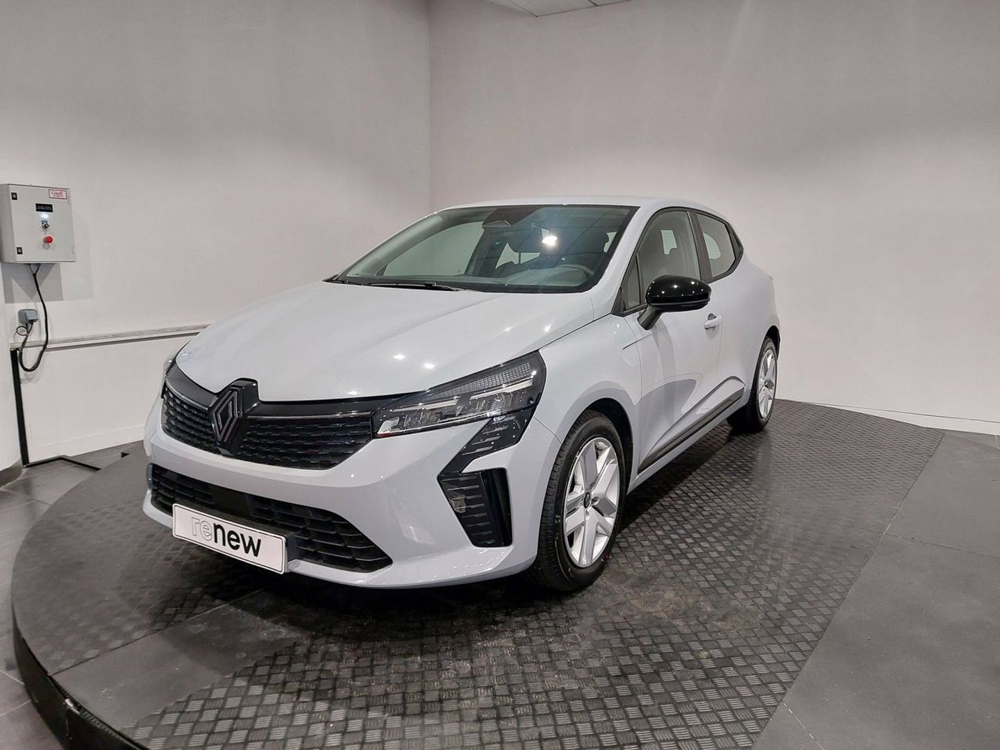 Renault Clio Evolution TCe	74 kW (100 CV) GLP Gris Compact
