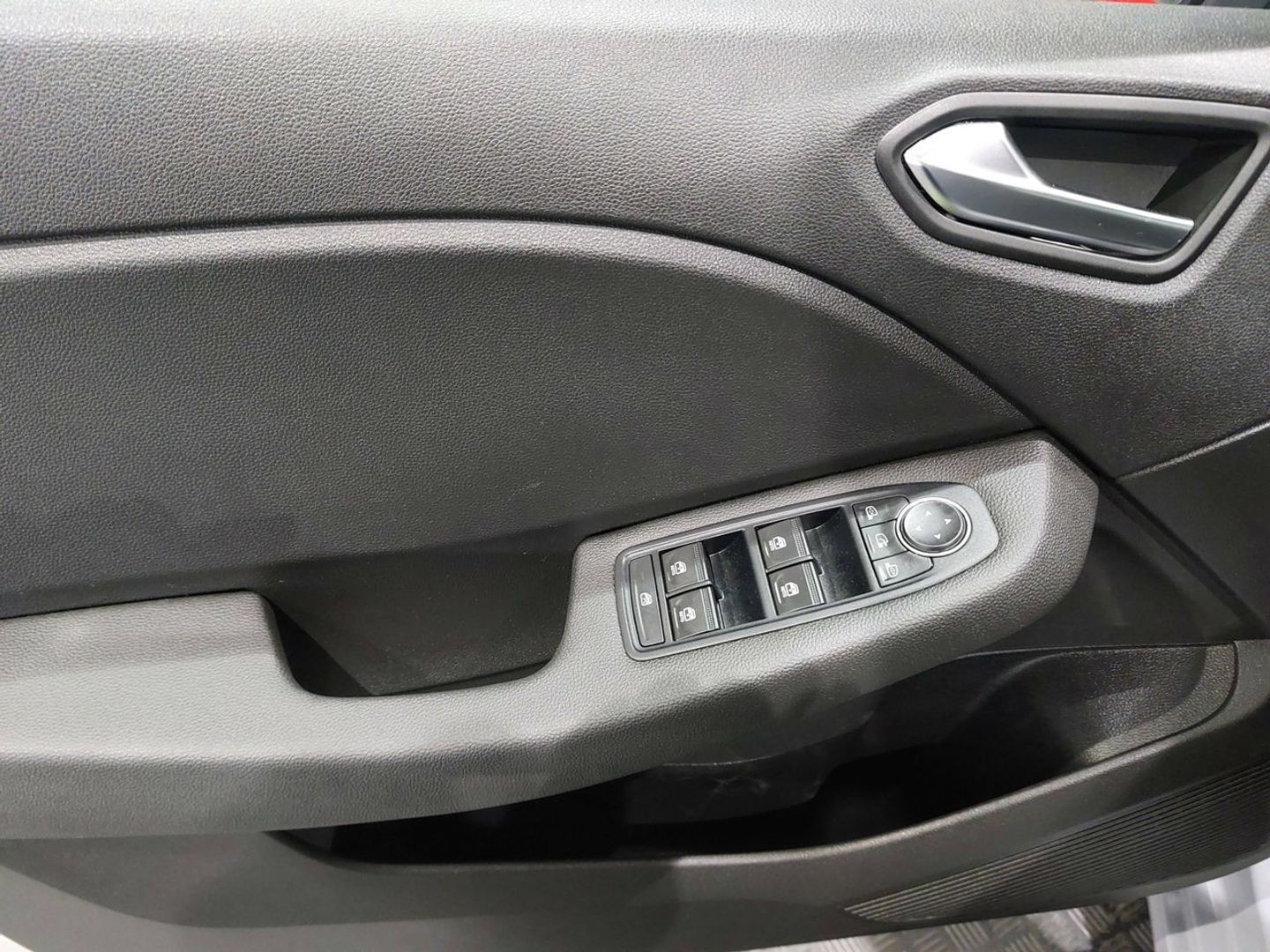 Renault Clio Evolution TCe	74 kW (100 CV) GLP