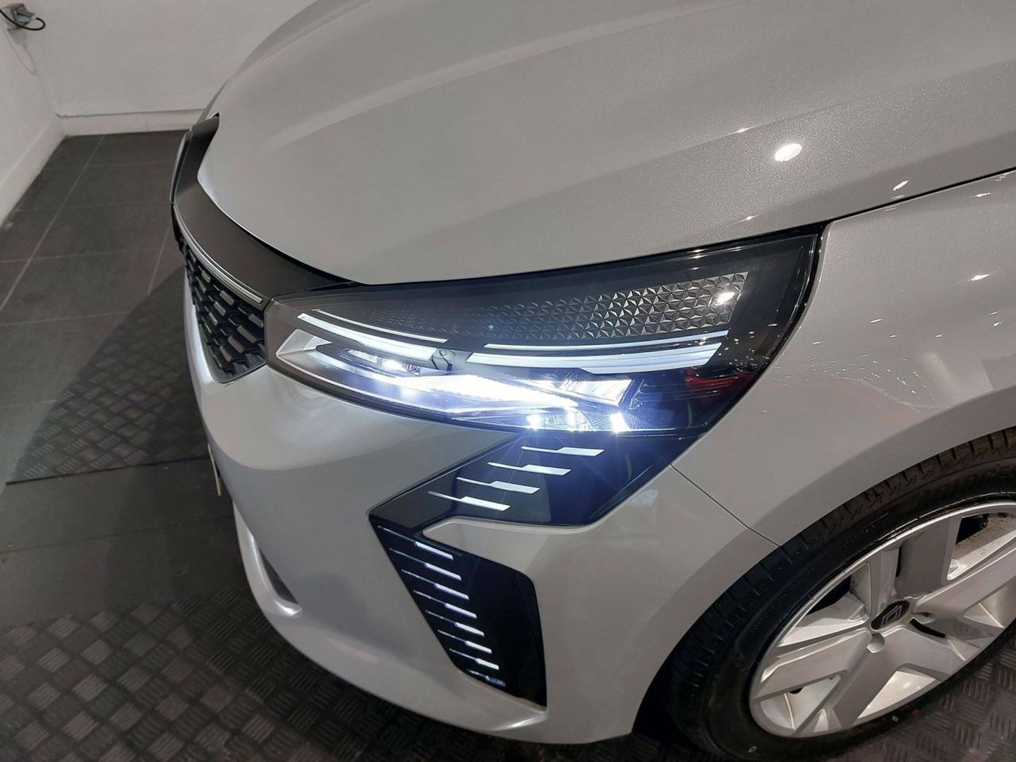 Renault Clio Evolution TCe	74 kW (100 CV) GLP