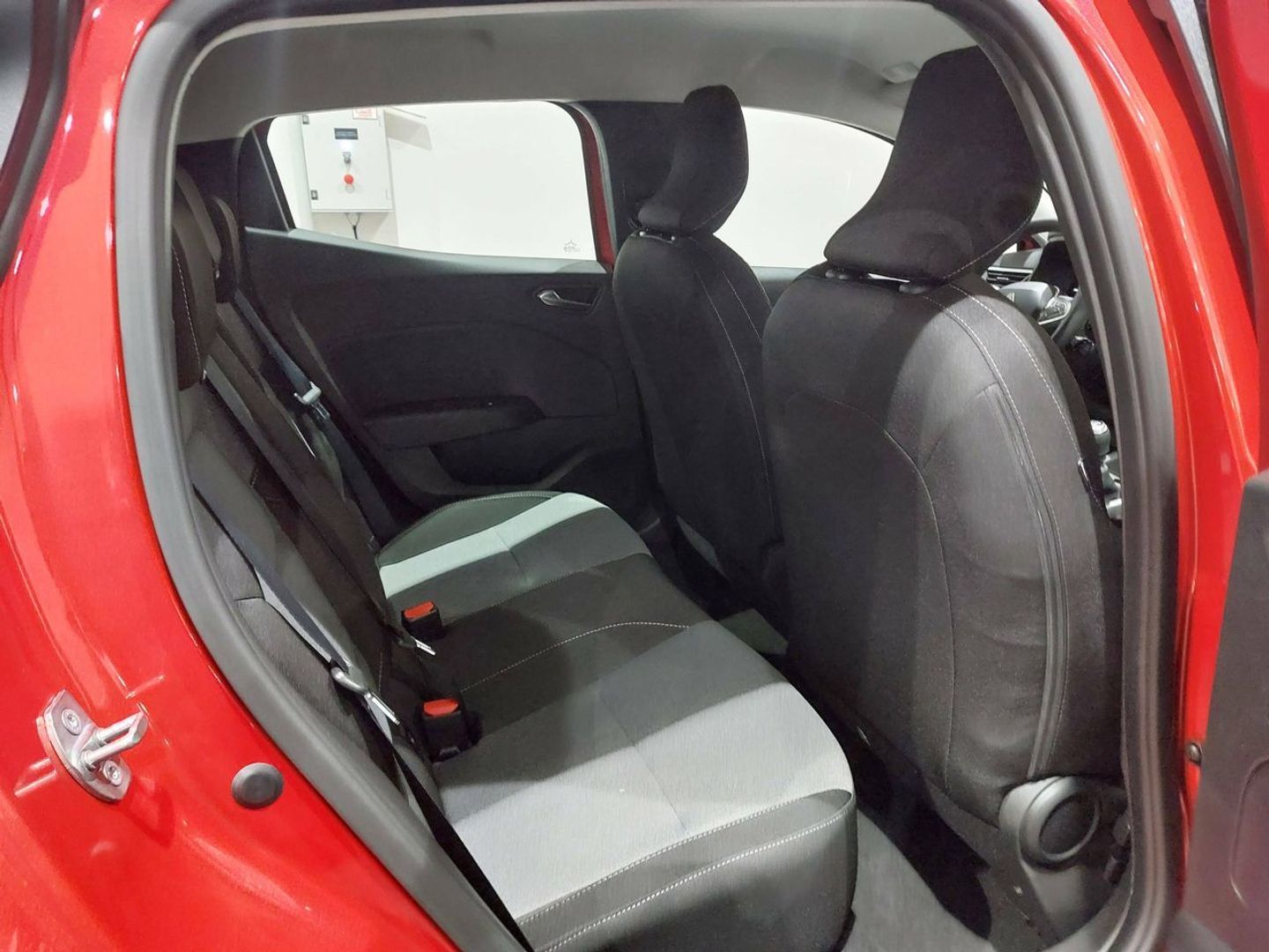 Renault Clio Evolution TCe	74 kW (100 CV) GLP