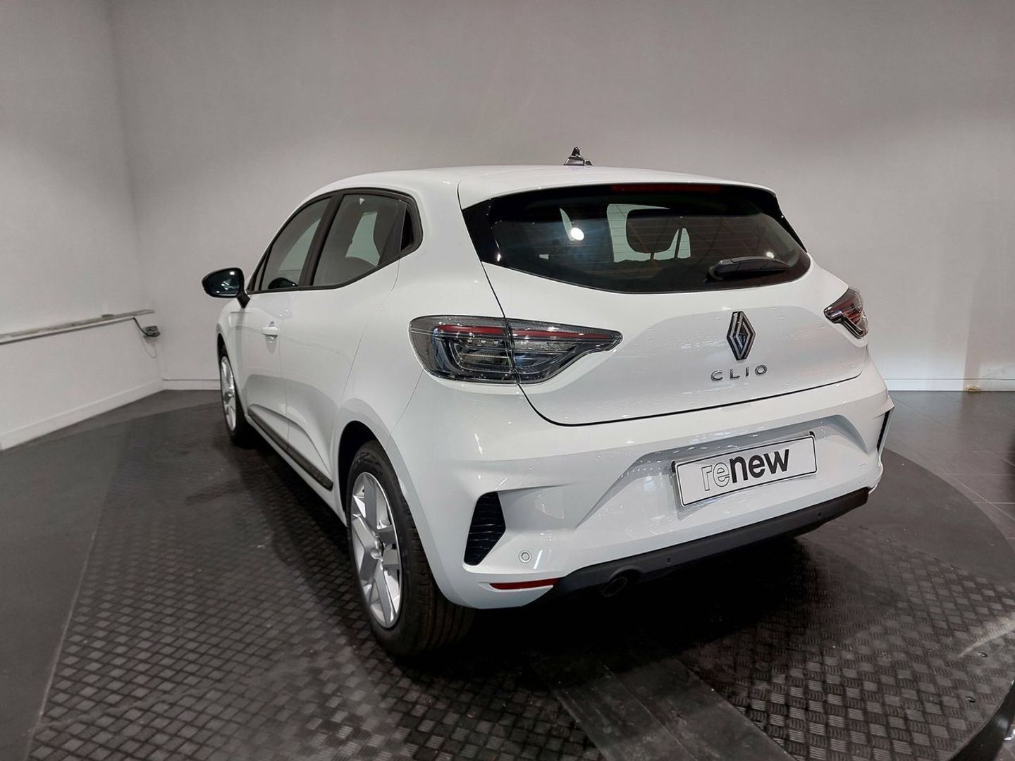 Renault Clio Evolution TCe	74 kW (100 CV) GLP