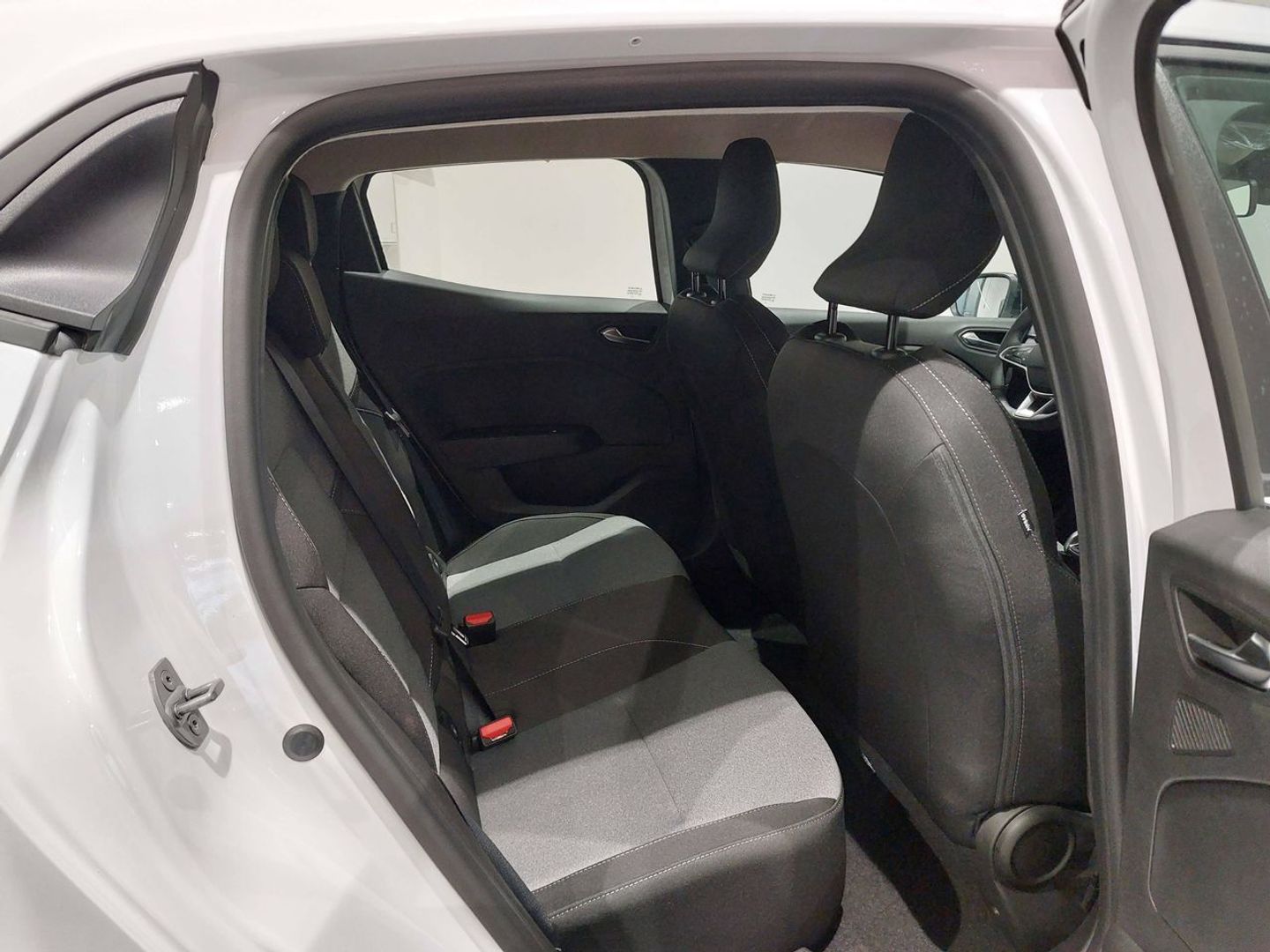 Renault Clio Evolution TCe	74 kW (100 CV) GLP