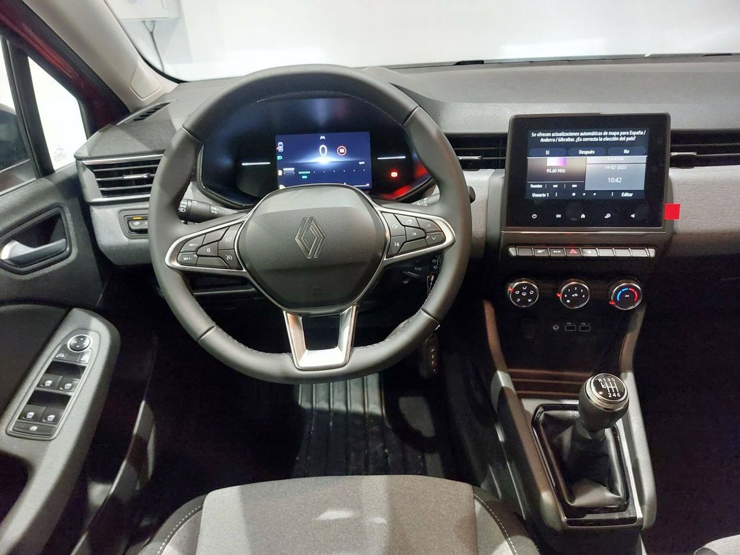 Renault Clio Evolution TCe	74 kW (100 CV) GLP