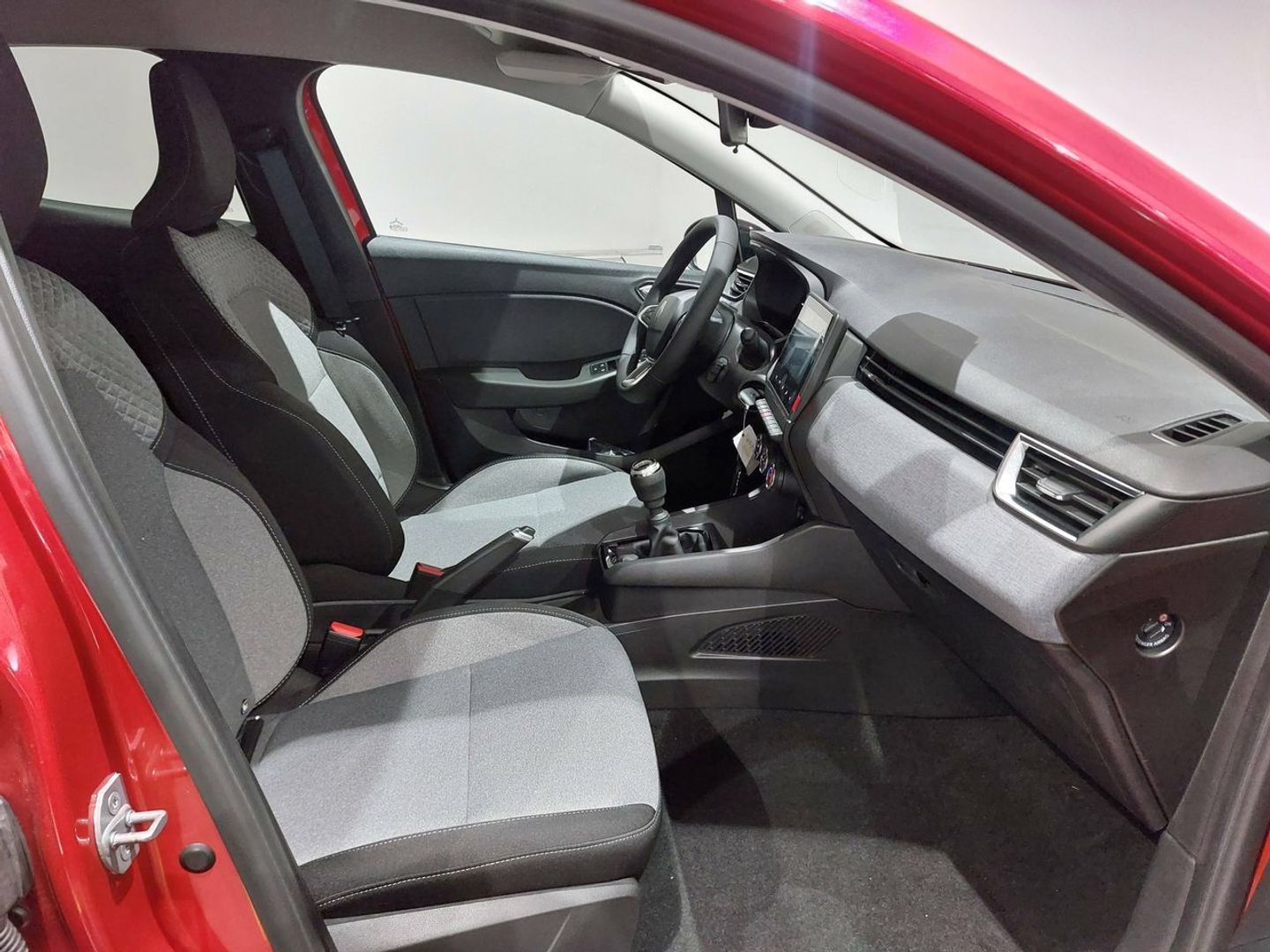 Renault Clio Evolution TCe	74 kW (100 CV) GLP