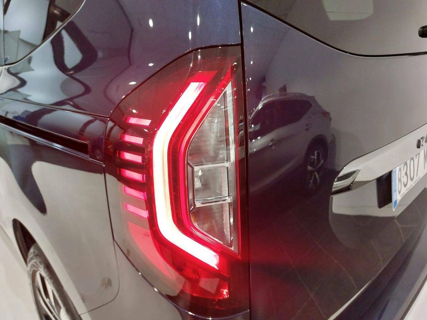 Renault Kangoo Combi E-TECH 22kW Techno L1 90 kW (122 CV)