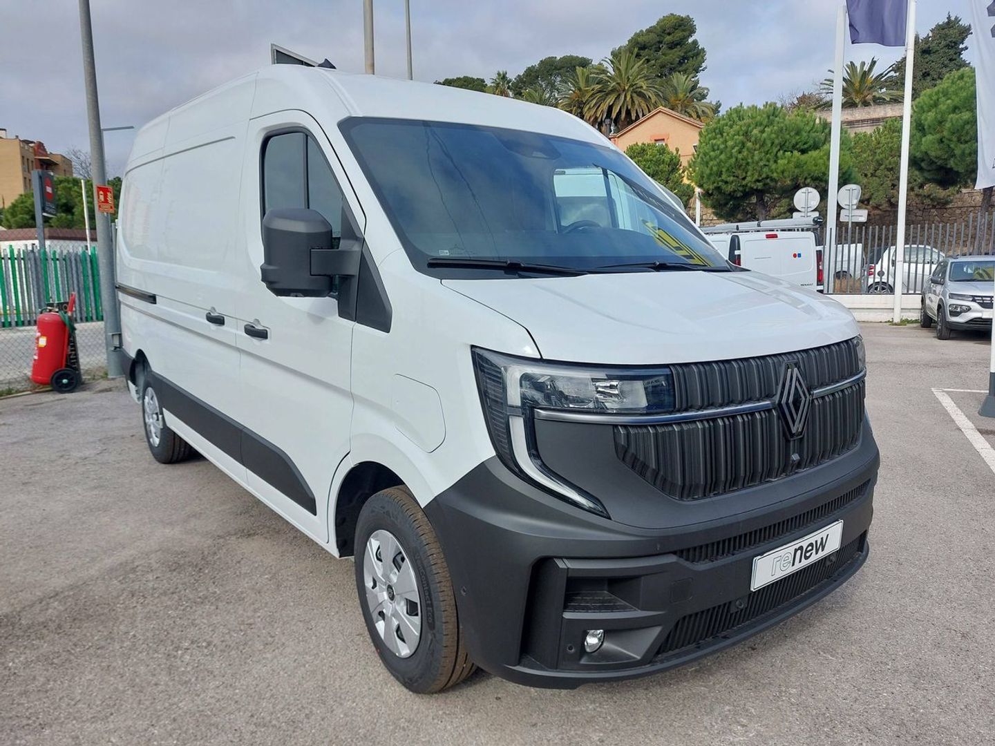 Renault Master E-Tech Furgon Gran Autonomía L2H2 3500 105 kW (143 CV)