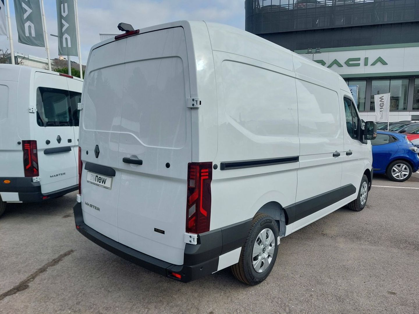 Renault Master E-Tech Furgon Gran Autonomía L2H2 3500 105 kW (143 CV)