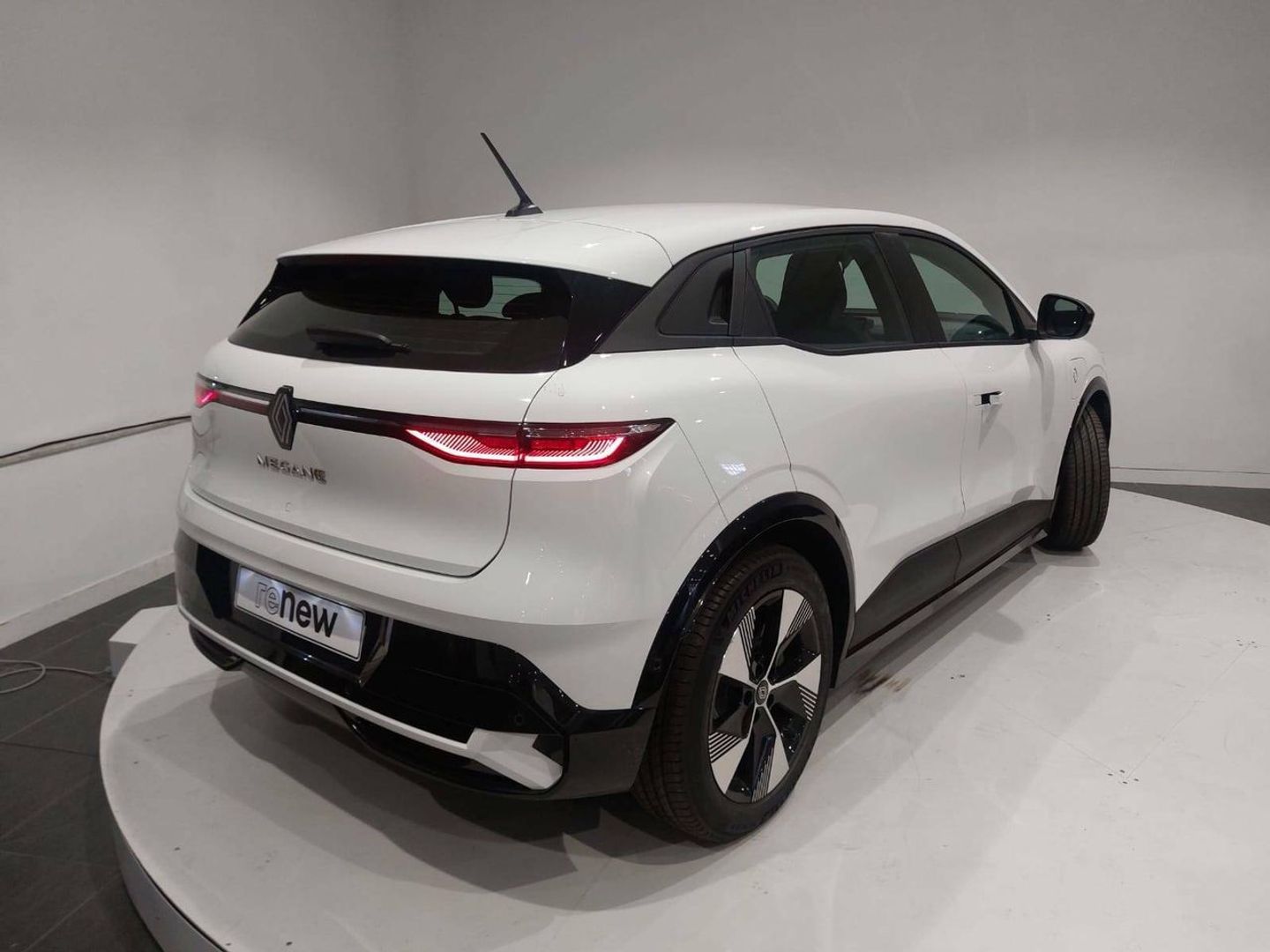 Renault Megane E-Tech Equilibre EV60 optimum ch. 160 kW (218 CV)