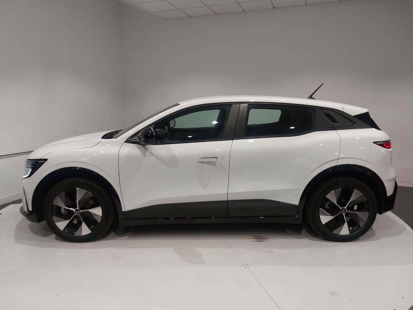 Renault Megane E-Tech Equilibre EV60 optimum ch. 160 kW (218 CV)
