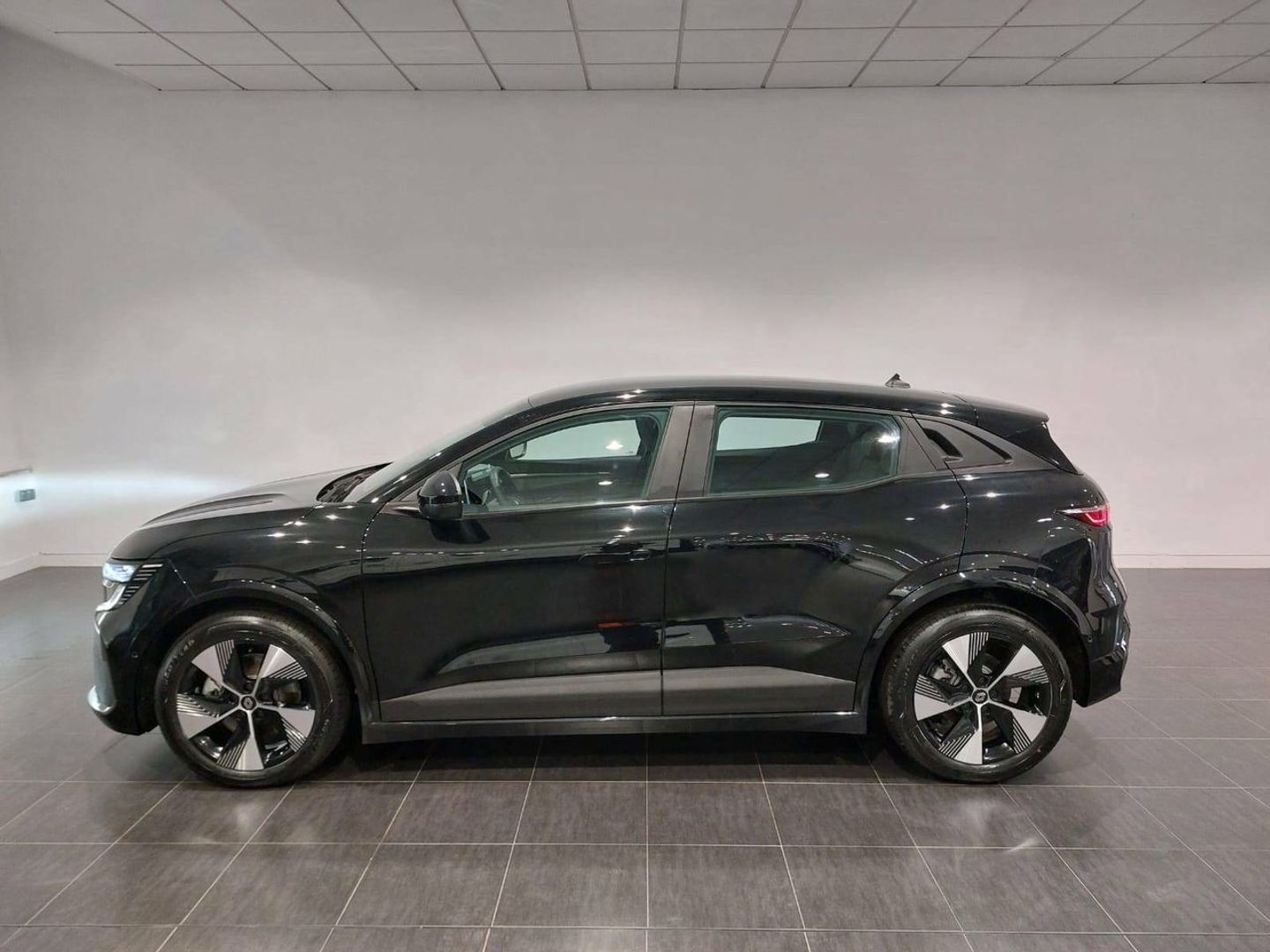 Renault Megane E-Tech Equilibre EV40 standard ch. 96 kW (130 CV)