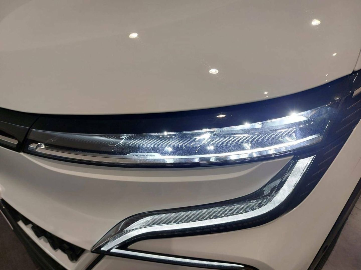 Renault Megane E-Tech Equilibre EV40 standard ch. 96 kW (130 CV)