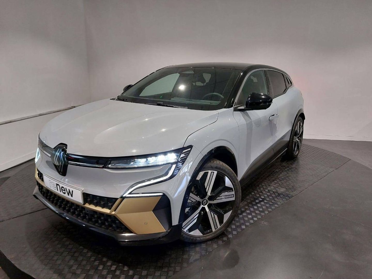 Renault Megane Iconic E-Tech Híbrido EV60 Super Charge 160 kW (218 CV) Gris Sedan