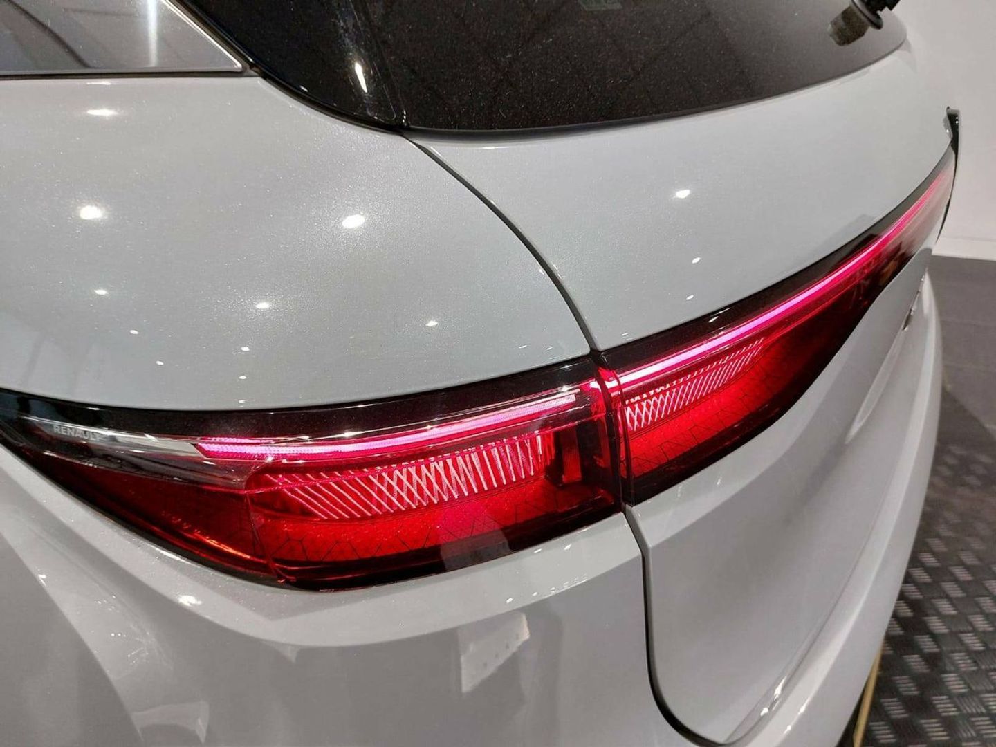 Renault Megane Iconic E-Tech Híbrido EV60 Super Charge 160 kW (218 CV)