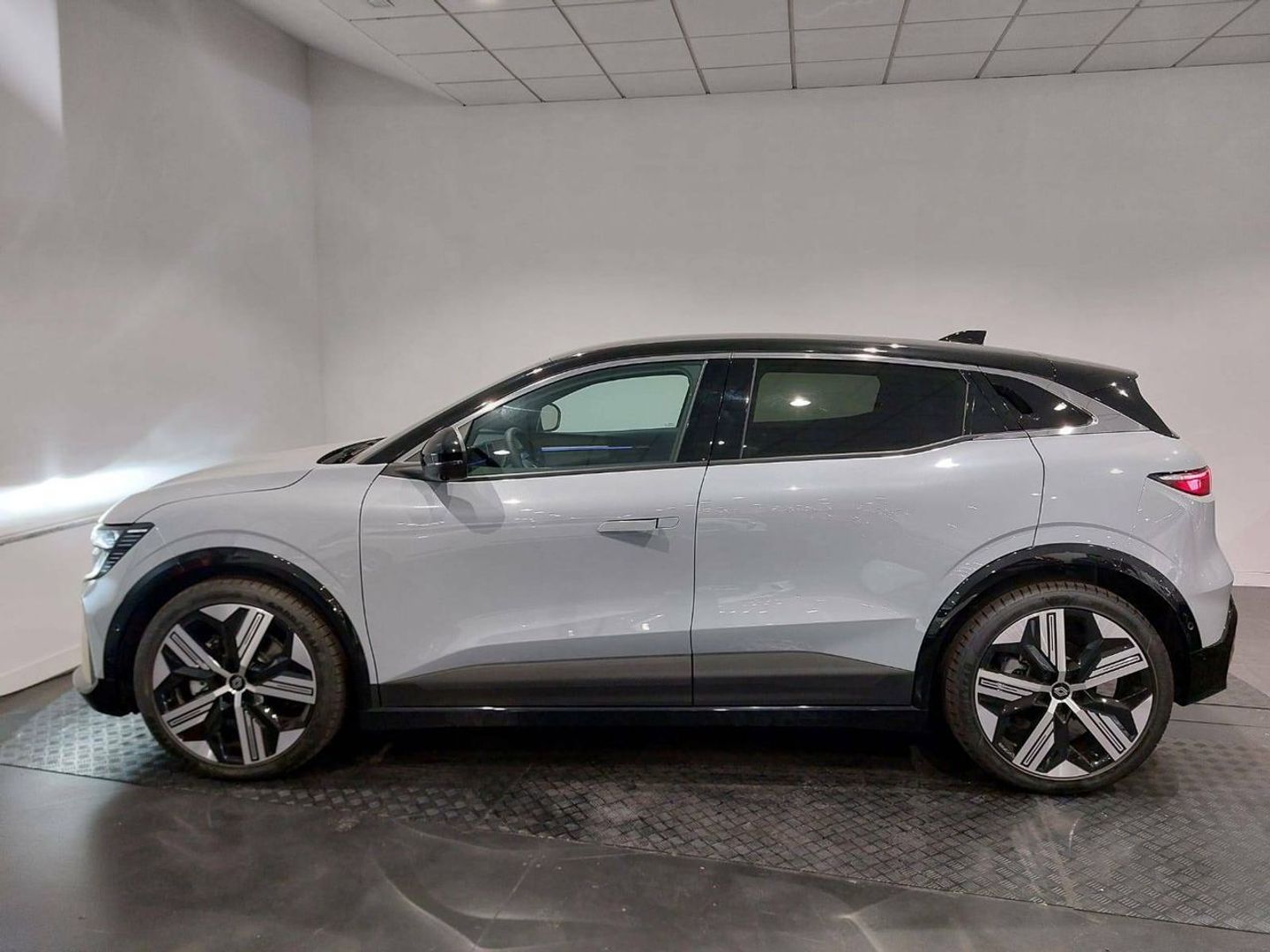 Renault Megane Iconic E-Tech Híbrido EV60 Super Charge 160 kW (218 CV)