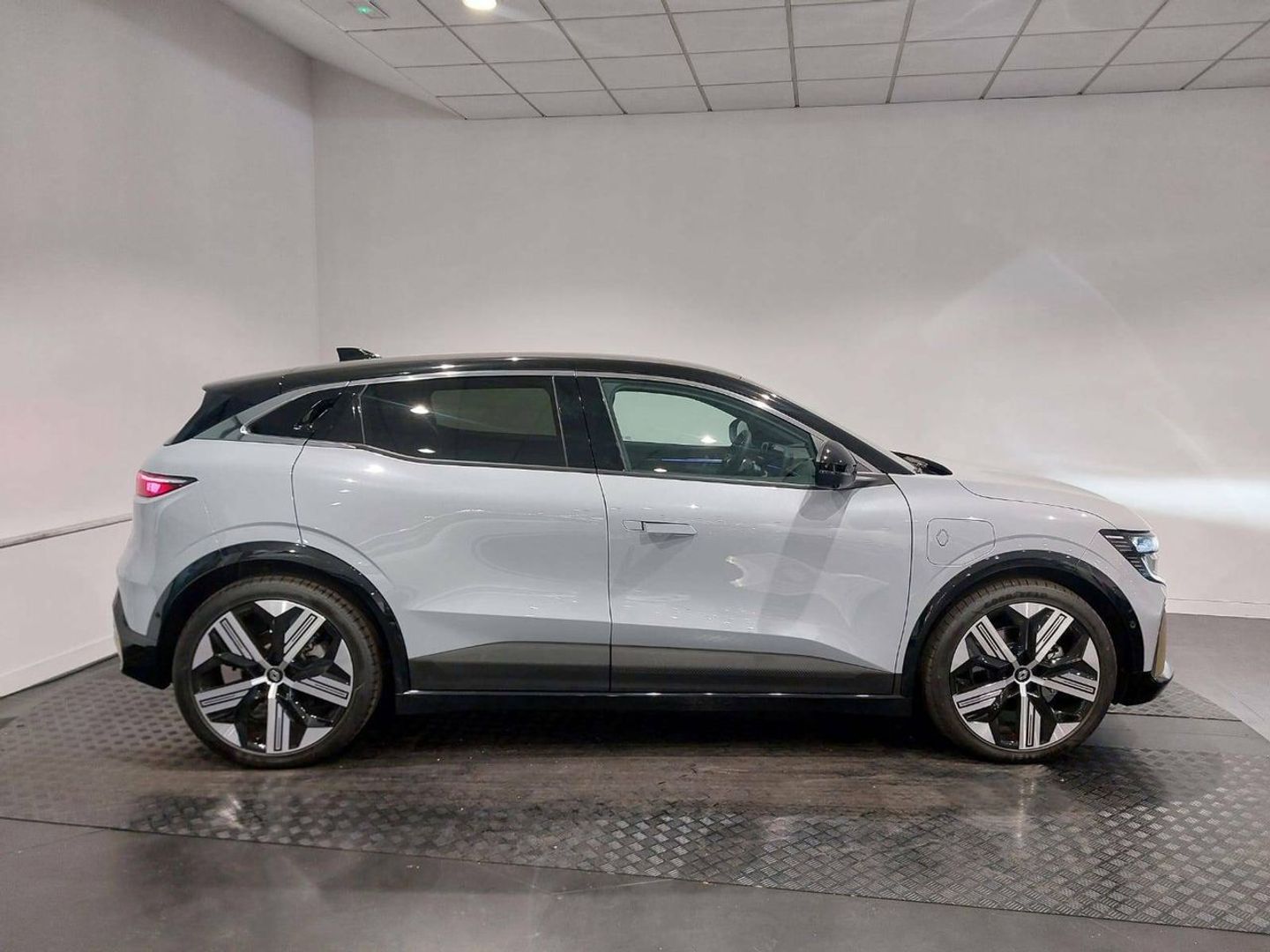 Renault Megane Iconic E-Tech Híbrido EV60 Super Charge 160 kW (218 CV)