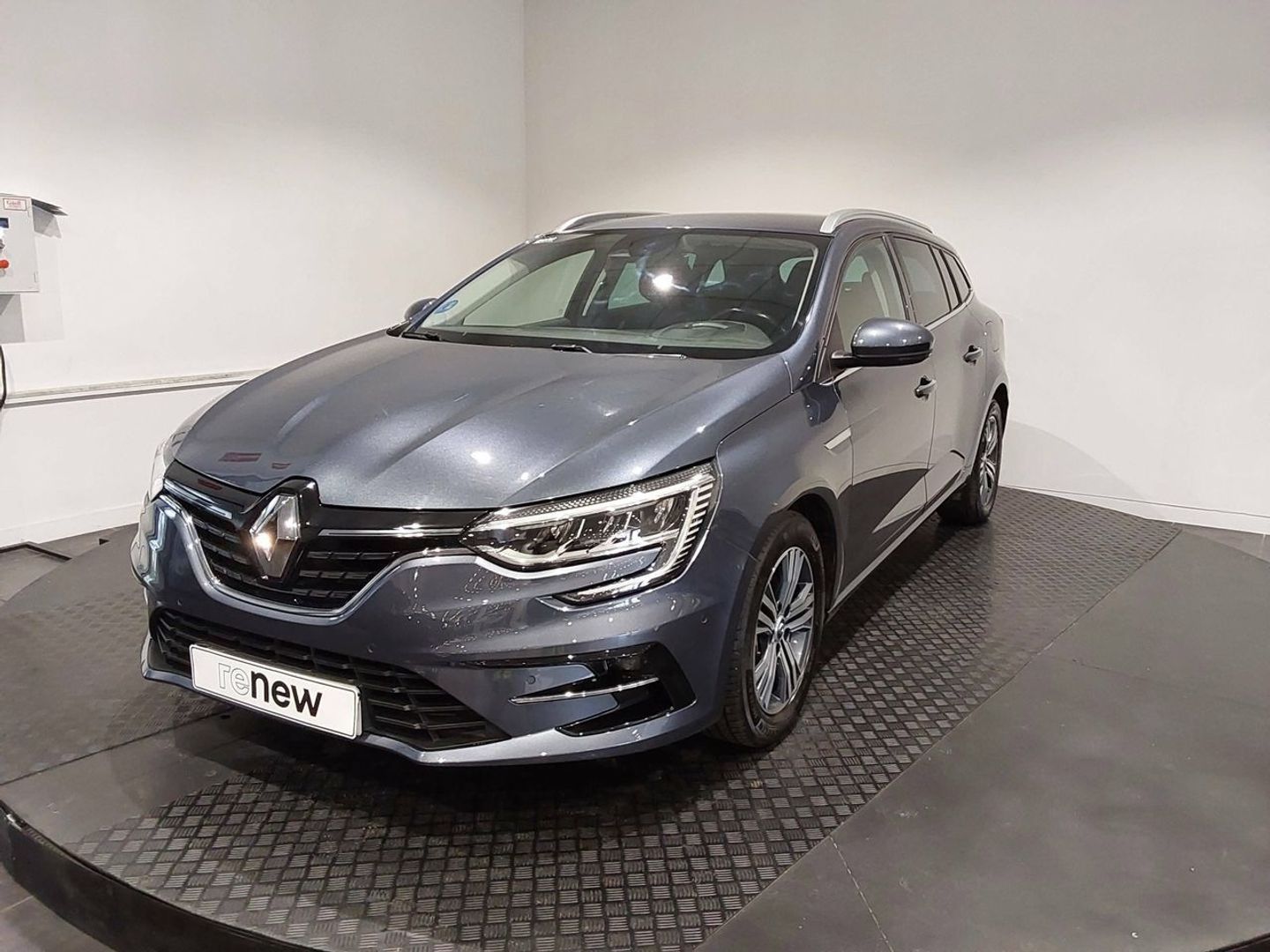Renault Megane Sport Tourer Zen E-TECH 118 kW (160 CV) Gris Familiar