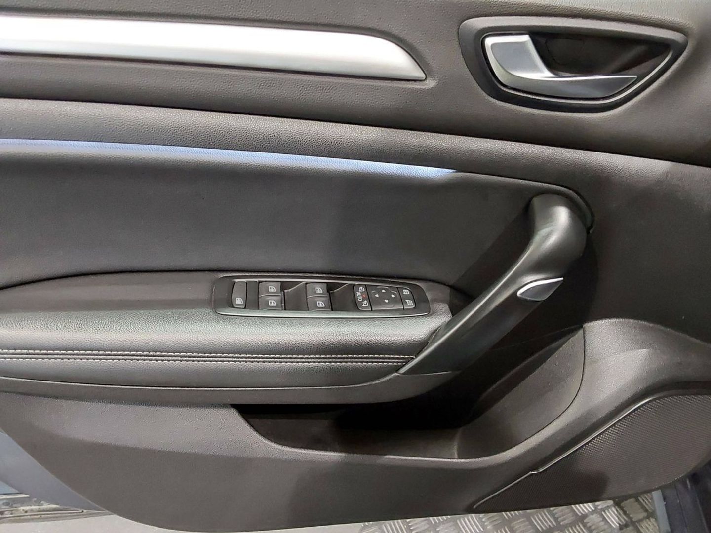 Renault Megane Sport Tourer Zen E-TECH 118 kW (160 CV)