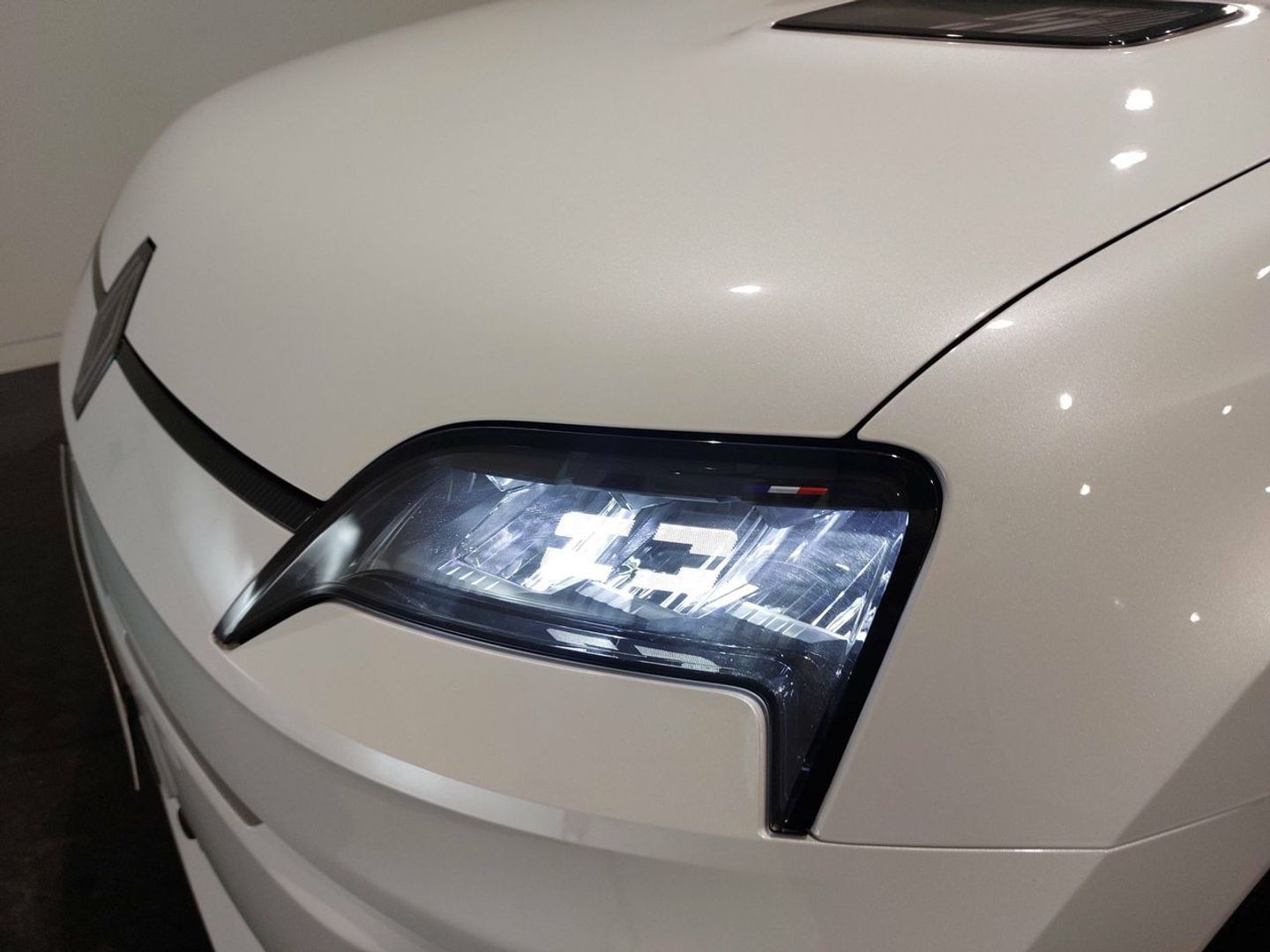 Renault 5 E-Tech Iconic Cinq Autonomía Confort 110 kW (150 CV)